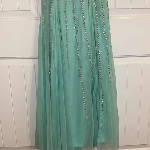 Sean Collection Mint Green Prom Dress! - Picture 8 of 15